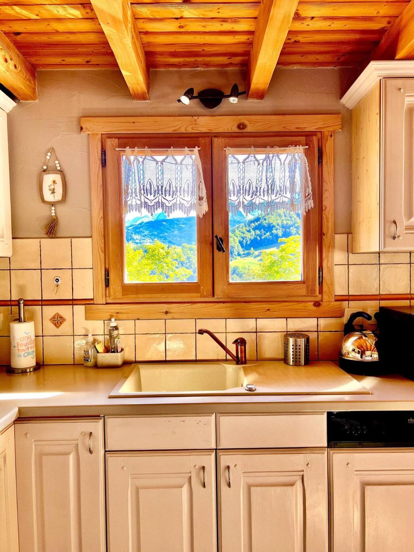 Charming Family Chalet For 8 People, With Private Hot Tub Les Clefs المظهر الخارجي الصورة