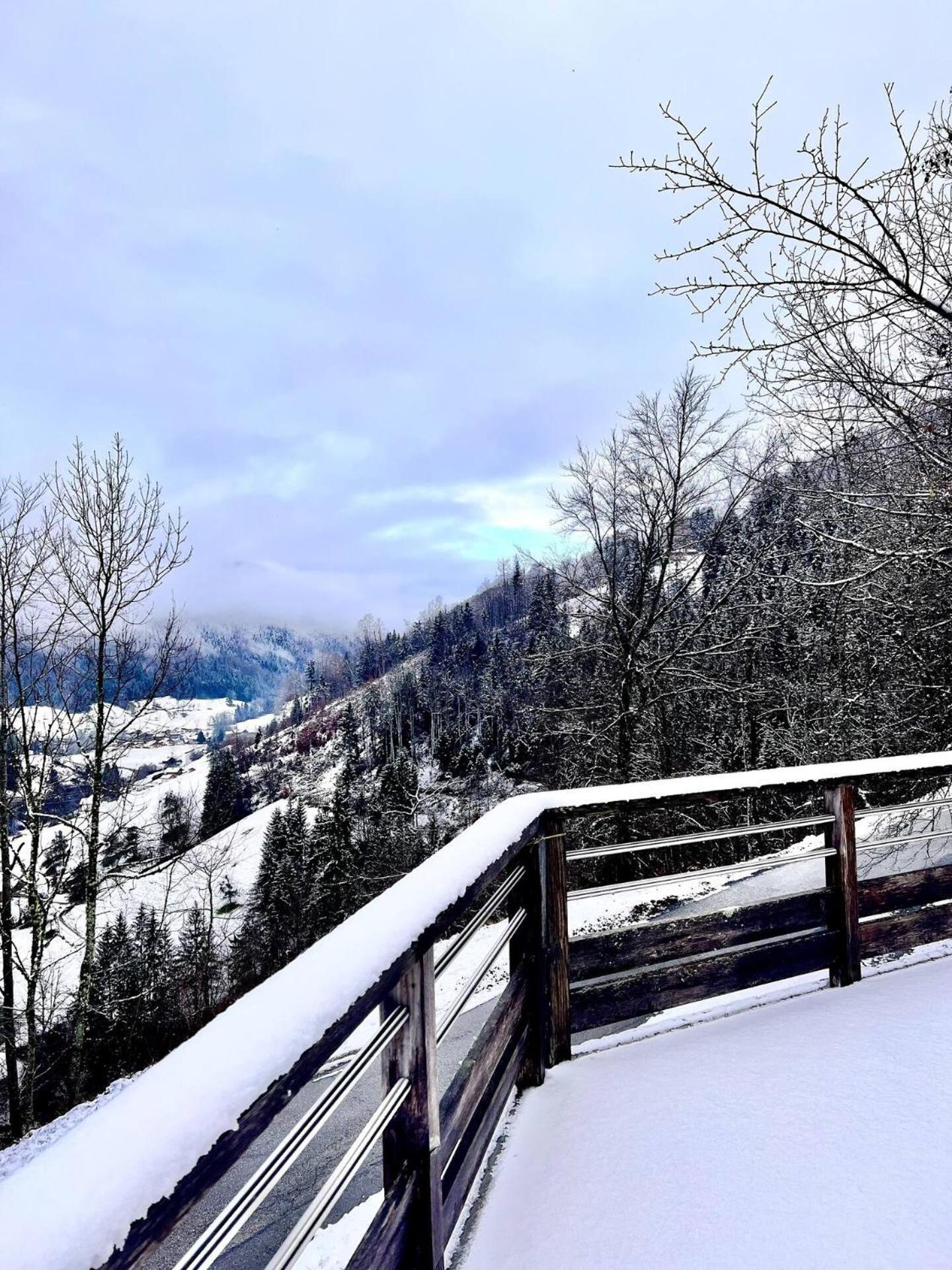 Charming Family Chalet For 8 People, With Private Hot Tub Les Clefs المظهر الخارجي الصورة